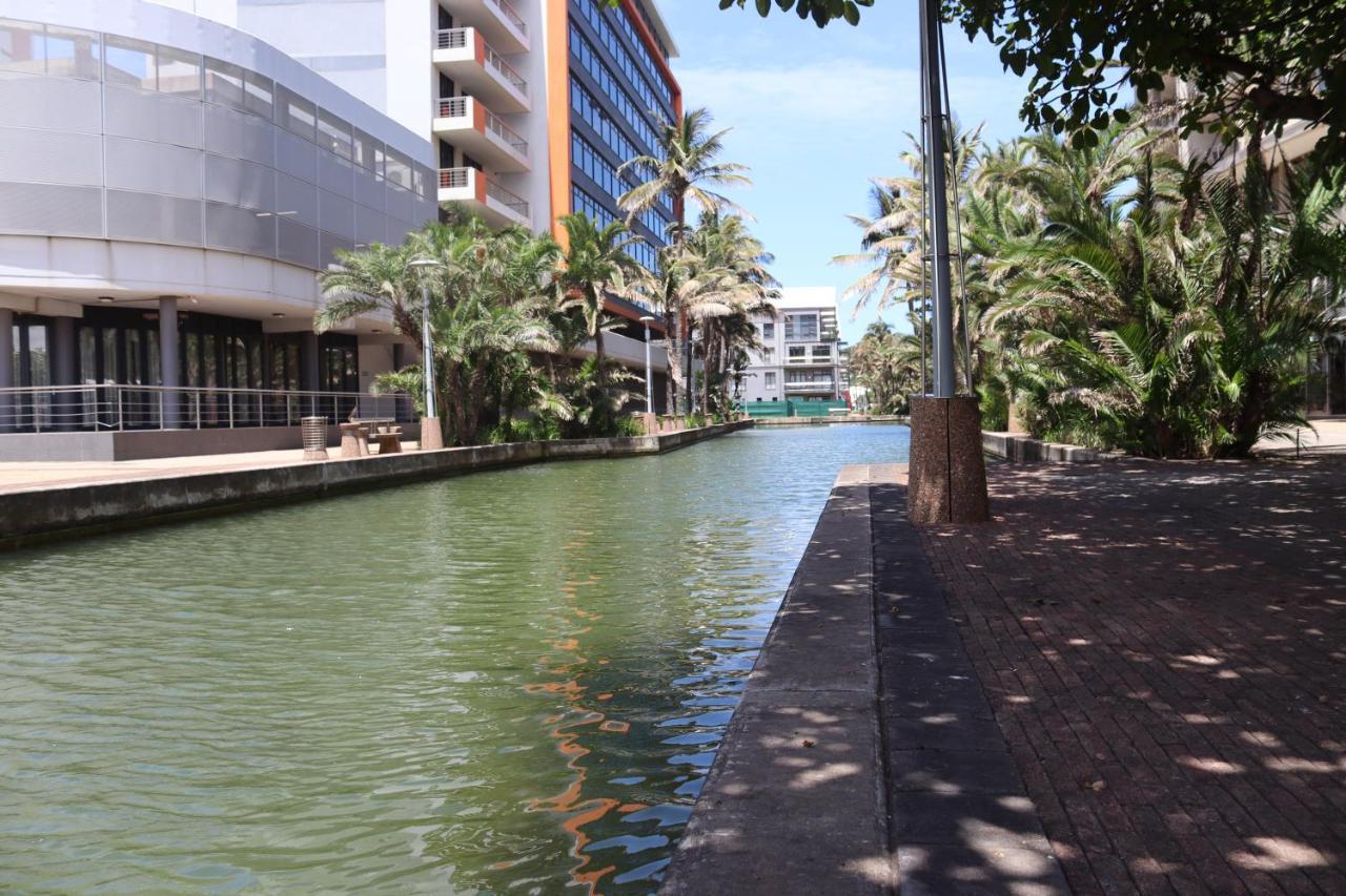 Point Waterfront The Sails Seaview Apartment -- Near Msc Cruise Terminal ダーバン エクステリア 写真