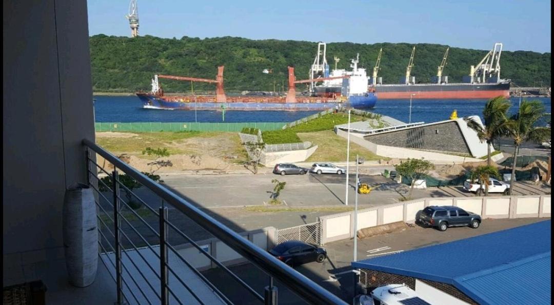 Point Waterfront The Sails Seaview Apartment -- Near Msc Cruise Terminal ダーバン エクステリア 写真